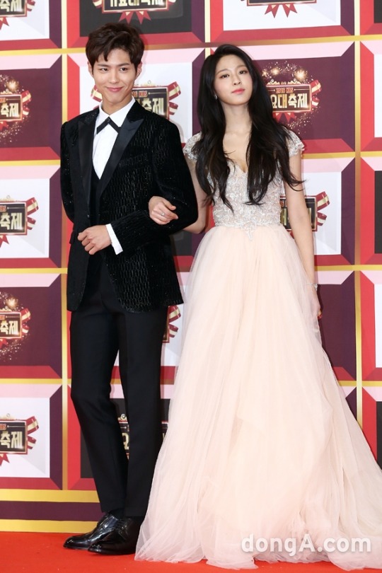 오늘자 박보검&설현 | 인스티즈
