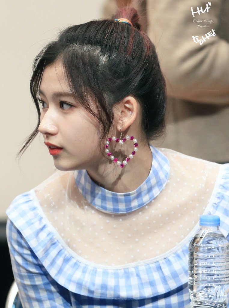 오늘자 트와이스 사나 팬싸 뉴사진 | 인스티즈