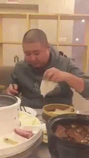 쌈싸먹는 신박한 방법.GIF | 인스티즈