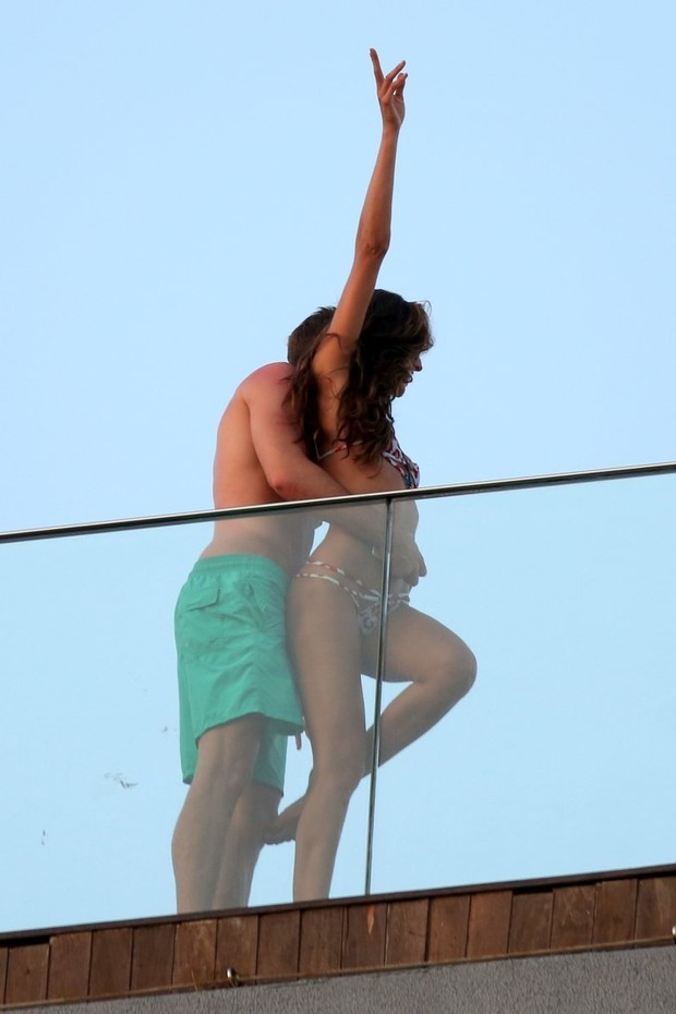 [이자벨굴라르외] 7살 연하 독일 출신 골기퍼 남친과 데이트하는 사진들 | 인스티즈