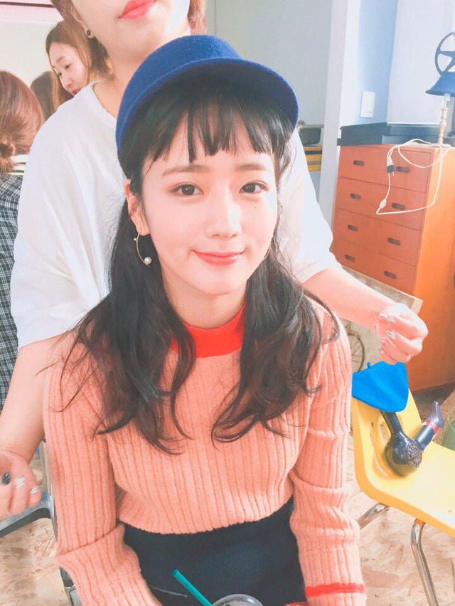 오늘자 윤보미.jpg | 인스티즈