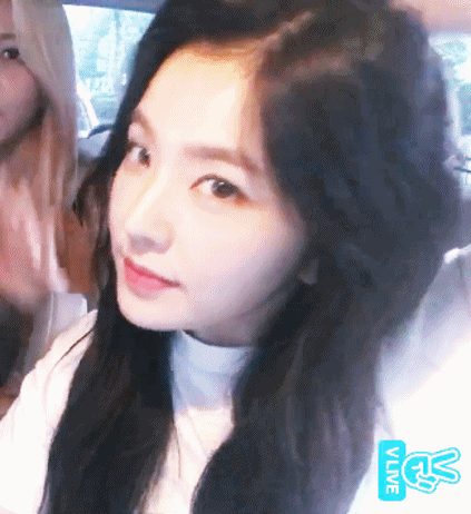 컴백날 또 레전드 찍은 아이린.gif | 인스티즈
