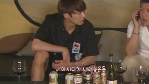 스무살인데 아직 고등학교 등교하는 남자아이돌..jpg | 인스티즈