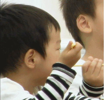 [슈퍼맨이돌아왔다] 아직도 신거 잘 못먹는 이서준ㅋㅋㅋㅋㅋㅋ.GIF | 인스티즈