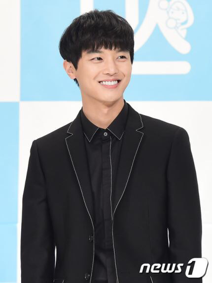 오늘자 내성적인보스 제작발표회.jpg | 인스티즈