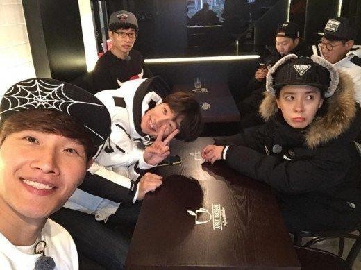[런닝맨] 이제는 보지못할 것 같은 훈훈한 멤버들 단체 사진..(1) | 인스티즈