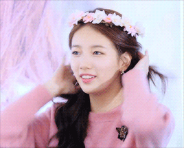 수지는 사랑입니다 gif | 인스티즈