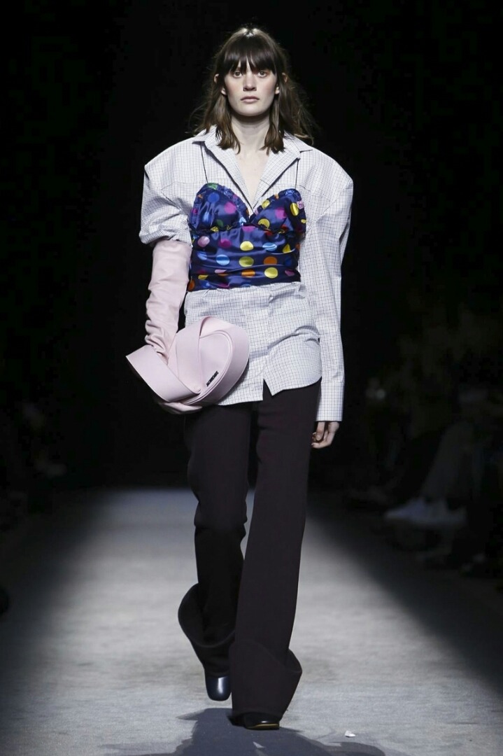 Jacquemus 쟈크뮈스 2016 FallWinter RTW Milan | 인스티즈