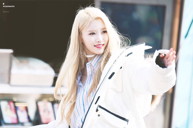 [러블리즈] 머리 하러 가는 길에 미주 | 인스티즈
