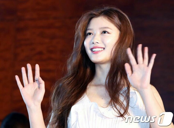 오늘자 김유정.jpg | 인스티즈