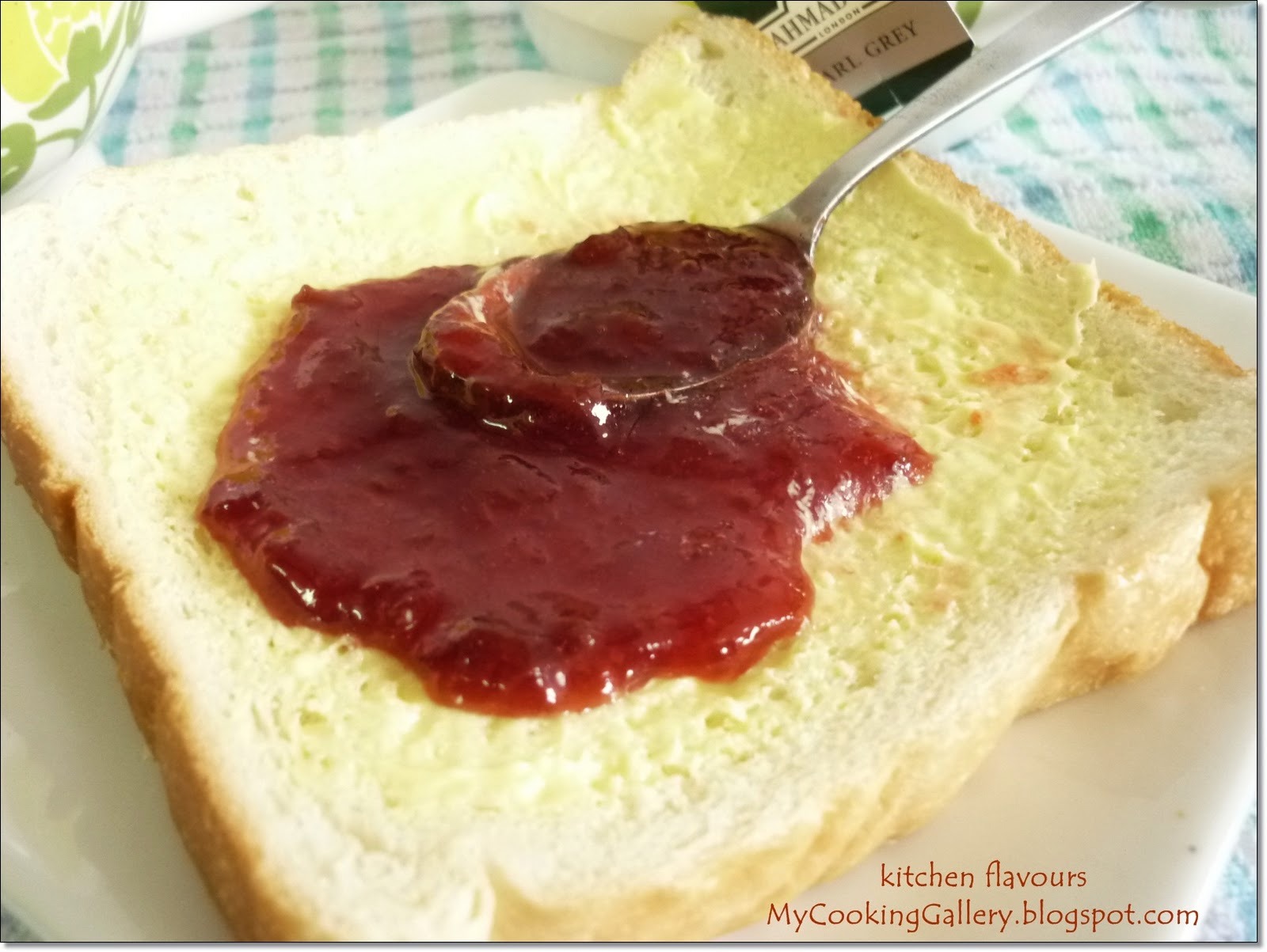 Jam on Bread.jpg | 인스티즈