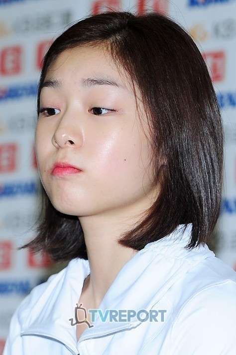 김연아 피부를 가까이 찍으면... | 인스티즈