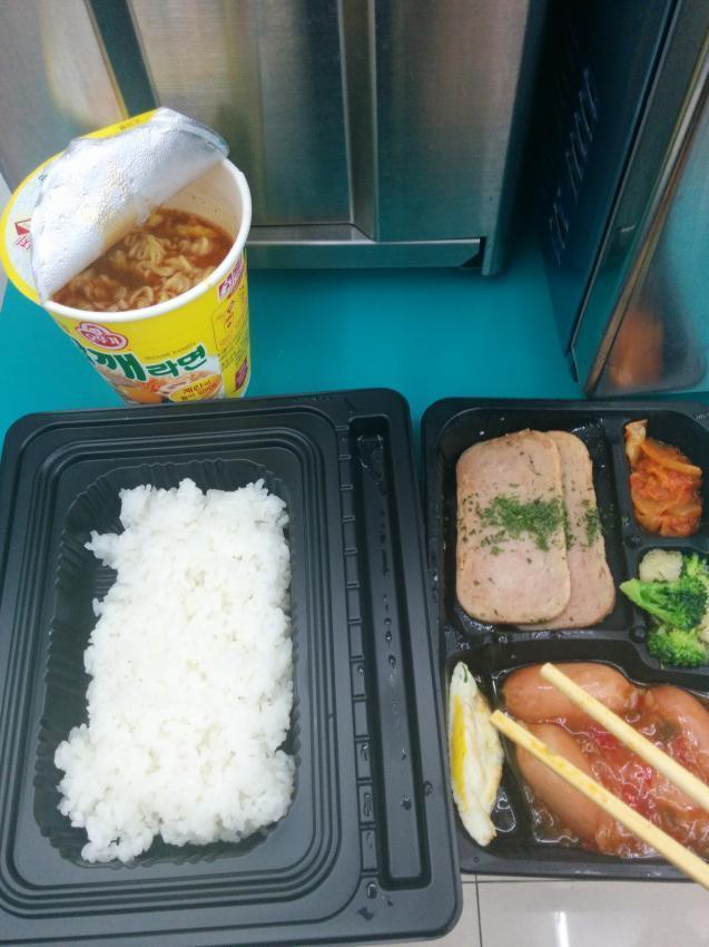 3수생의 저녁식사.jpg | 인스티즈