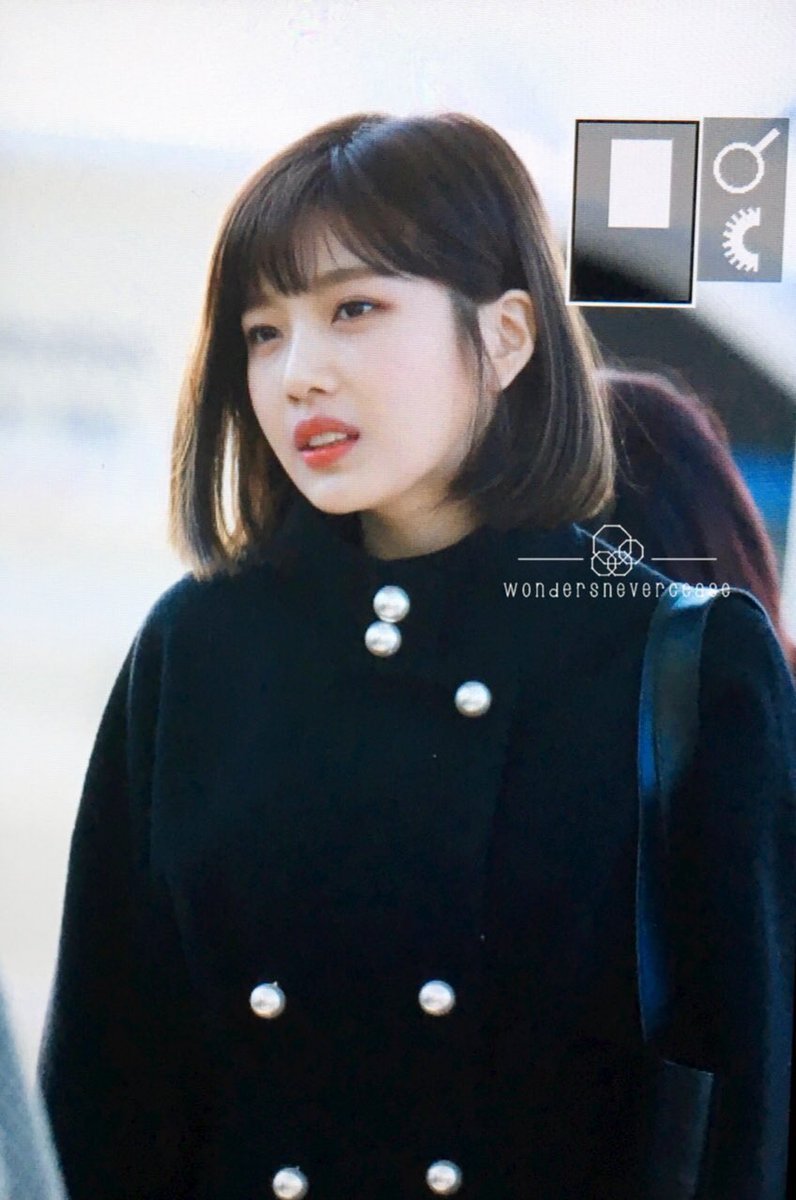 오늘자 일본 출국하는 레드벨벳 완전체 | 인스티즈