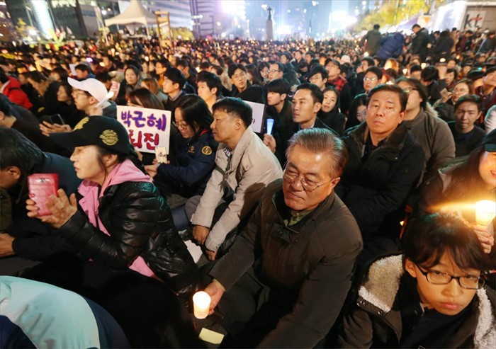 오늘자 촛불집회에 등장한 명왕 | 인스티즈