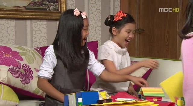 [지붕킥] 샌드위치 많이 먹기 대회에 참가한 세경 | 인스티즈