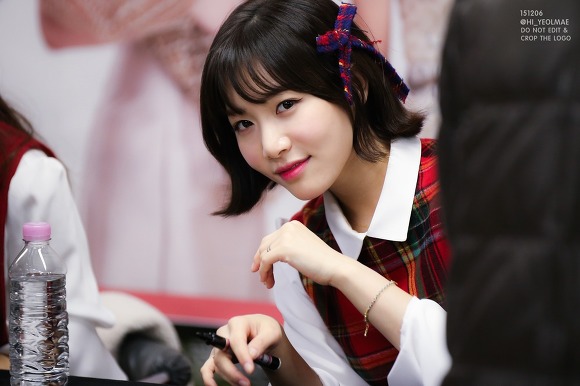 라붐에서 자기 전에 듣고 싶은 목소리를 맡고있는 소연.jpgif | 인스티즈