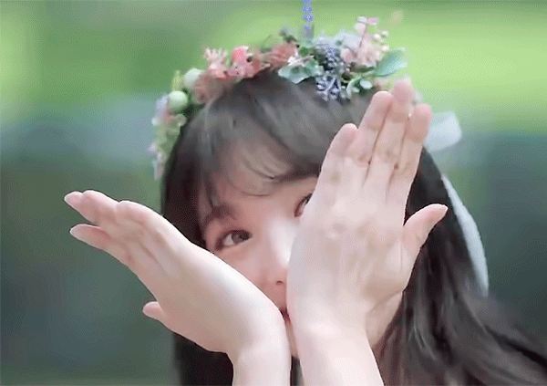 트와이스 화장품 CF 움짤 | 인스티즈