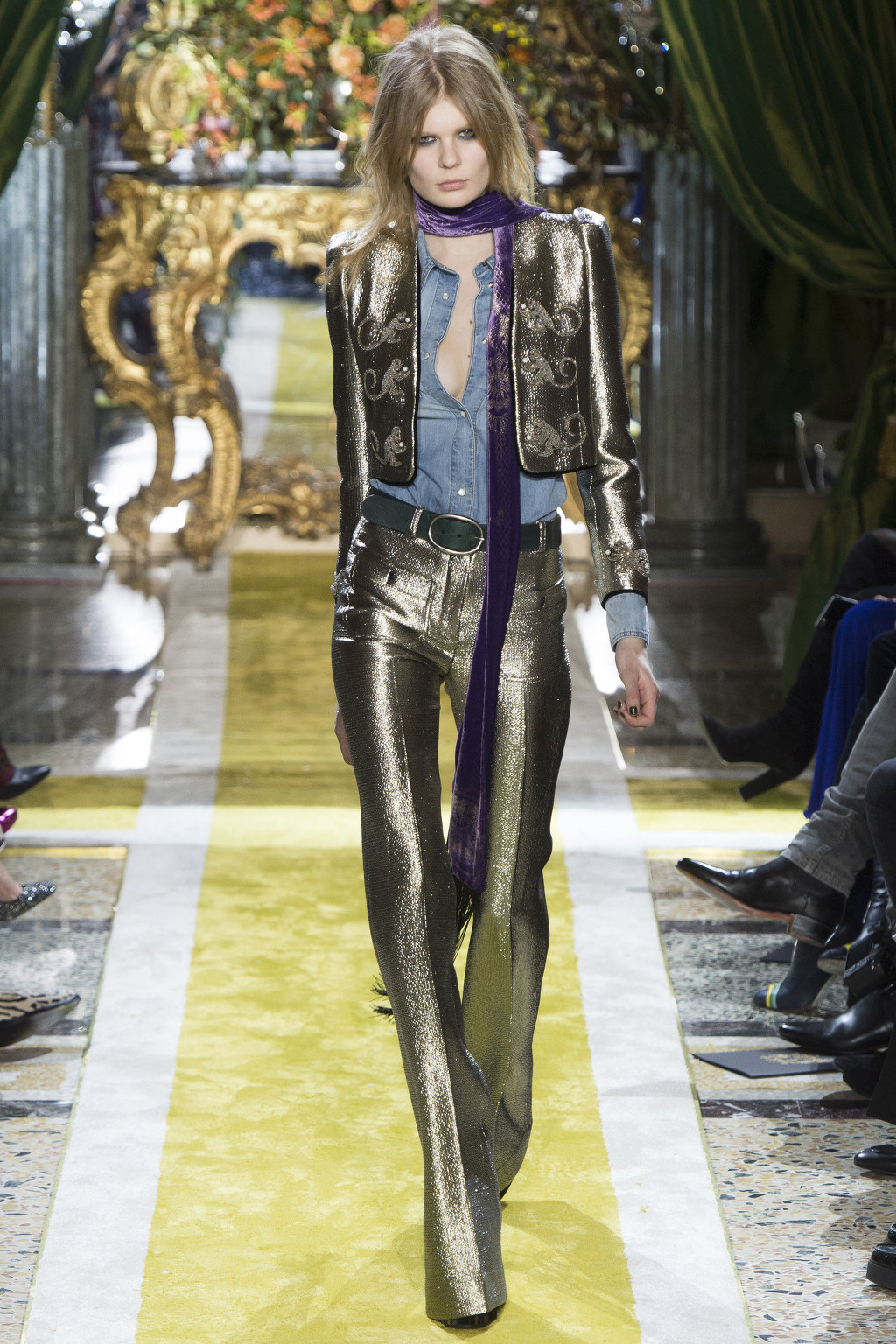 Roberto Cavali 2016 FallWinter RTW Milan | 인스티즈