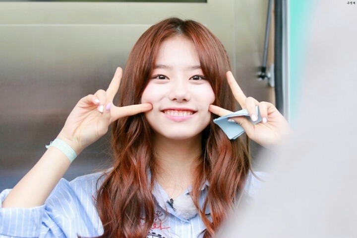 아이오아이 김소혜가 가지고 있는 분위기 | 인스티즈