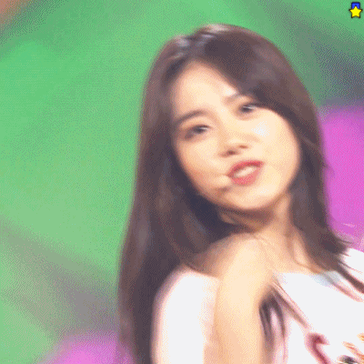 아이오아이 멤버중 걍 잘살다가 갑자기 연예인 된 멤버 甲 | 인스티즈