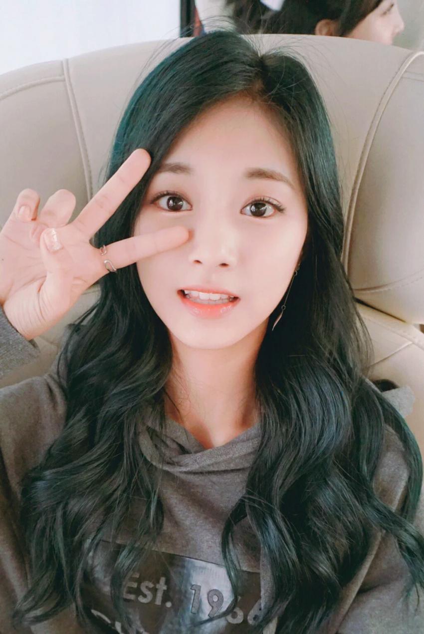 [트와이스] 대놓고 이쁨이쁨한 쯔뭉이 쯔위 짤모음.jpg | 인스티즈