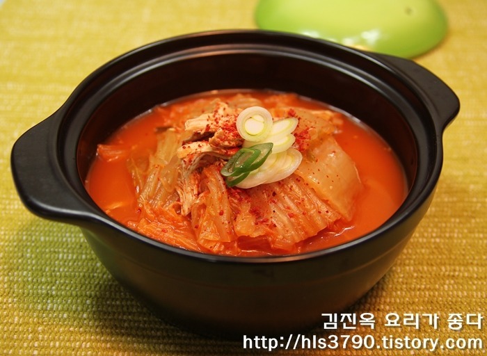치아 누렇게 만드는 음식들 | 인스티즈