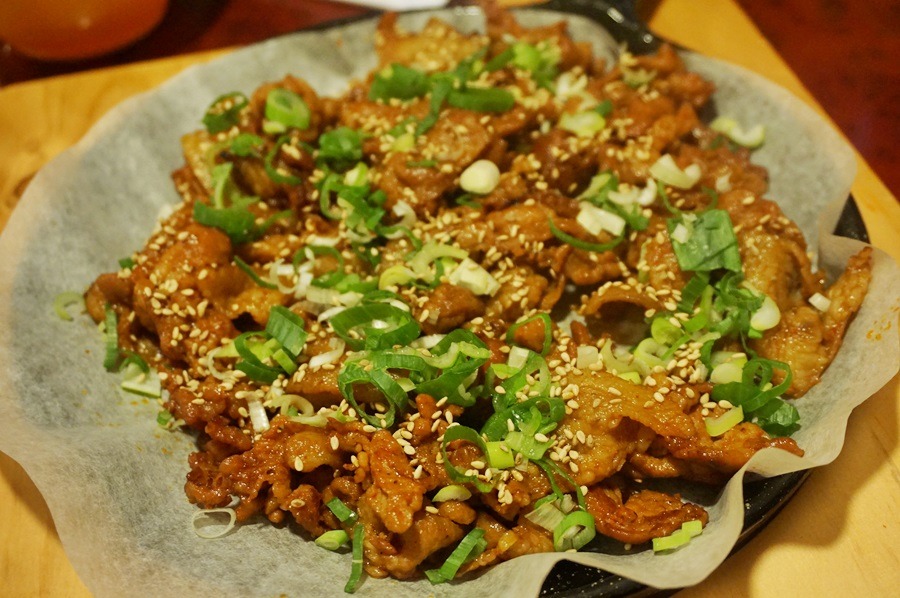 닭발싸롱 이미지