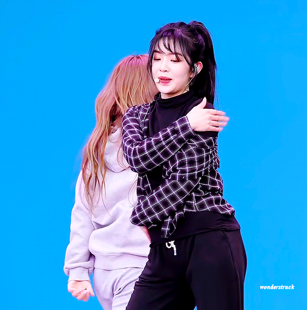 리허설하는 섹시한 아이린.gif | 인스티즈