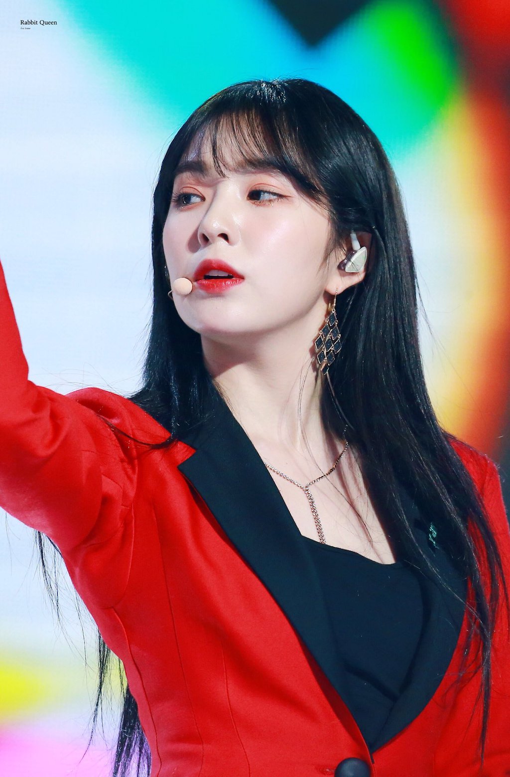 연말에도 예쁜 얼굴천재 아이린.jpg | 인스티즈