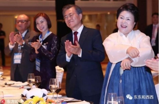 예쁘고 부유했던 아가씨는 난세에서 가난한 남자와 사랑을 맹세했다 | 인스티즈