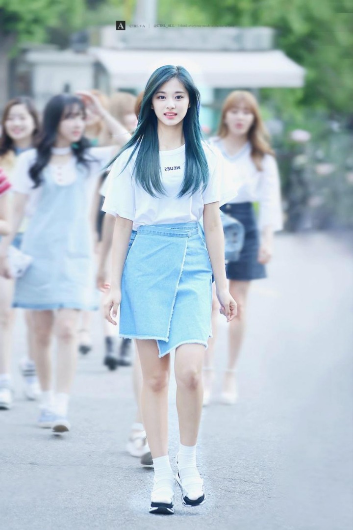 햇빛보다 달빛이 더 잘어울리는 쯔위 | 인스티즈