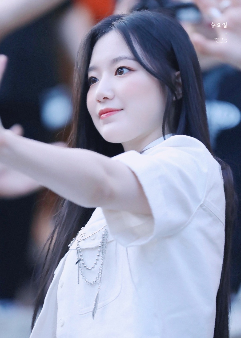 새하얀 여자아이들 슈화.jpgif | 인스티즈