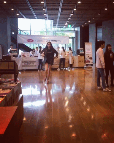 여자친구 최고의 맏내 리다 소원.jpg.gif.Feat.황금비율 여신 | 인스티즈