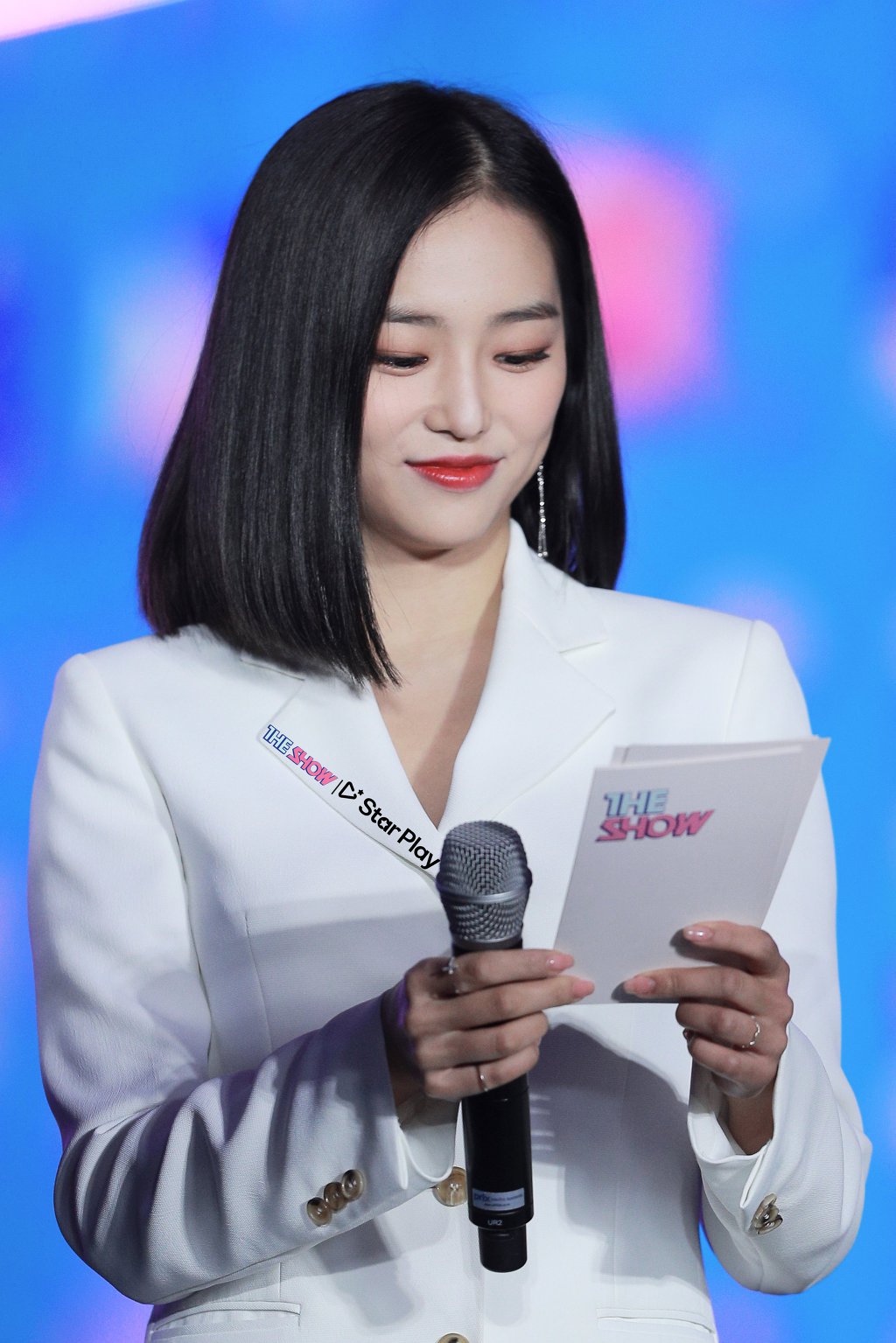 단발머리가 찰떡같이 어울리는 CLC 장예은.jpgif | 인스티즈