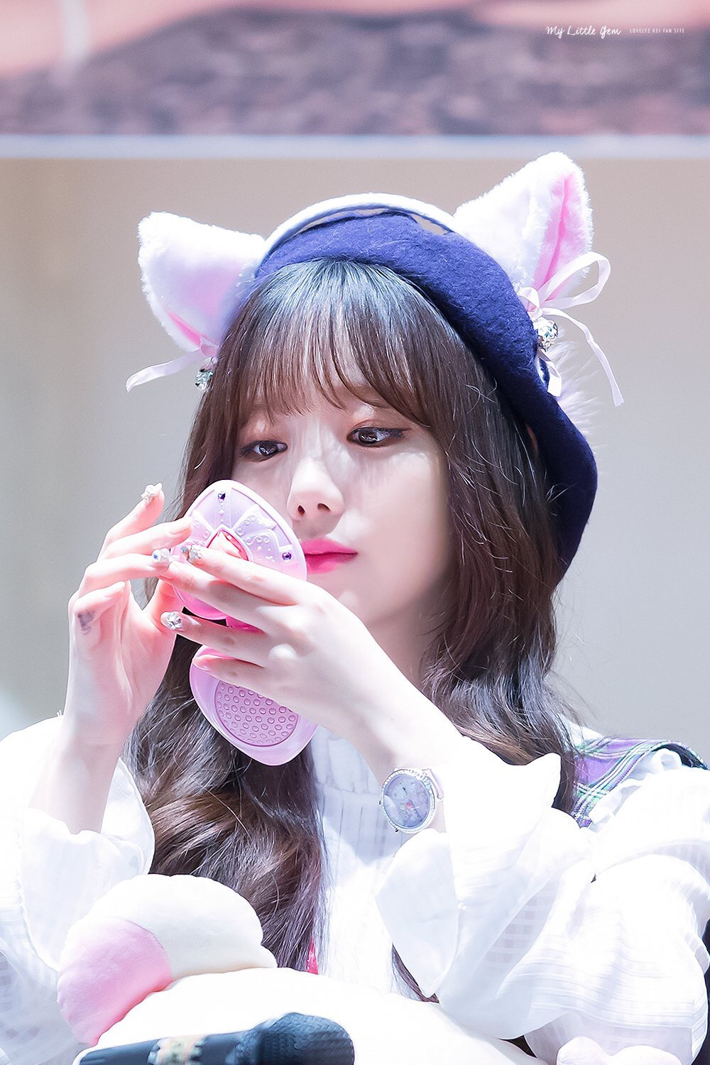 [러블리즈] 졸업하기 위해서는 보고서를 써야해서 케이 | 인스티즈