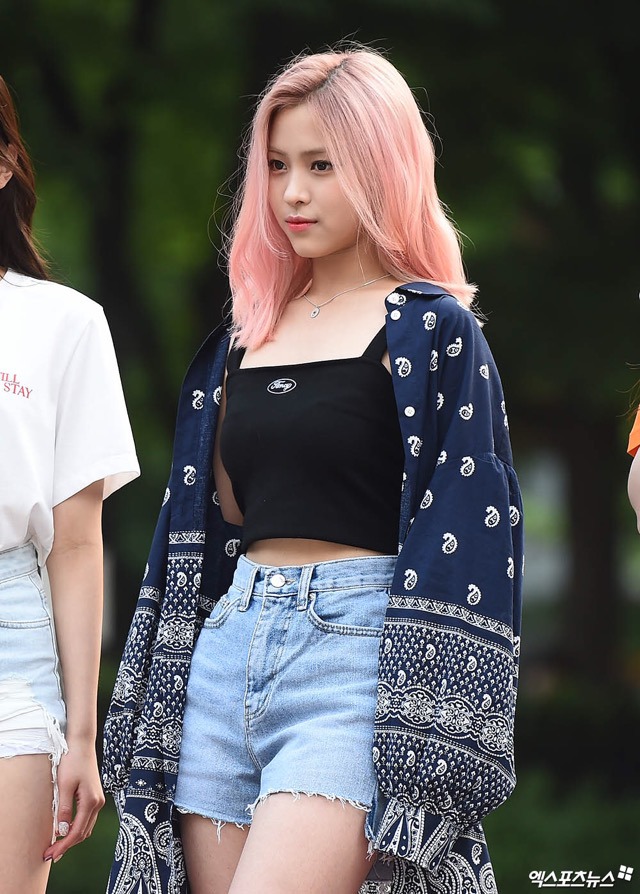 itzy 핑크돌 류진 - Want it + 달라달라 뮤뱅 상반기 결산 190628 | 인스티즈