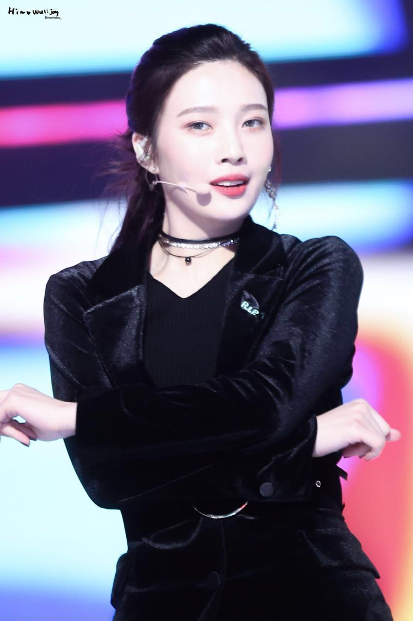 연말 시상식에서 미모 쩔었던 조이.jpg | 인스티즈