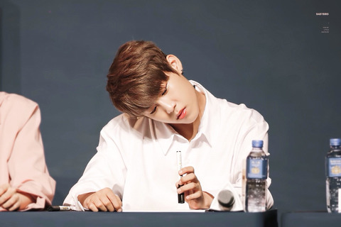 우진 이미지