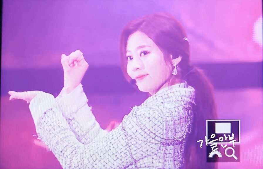 프리뷰로 보는 오늘자 아이즈원 김민주.jpg | 인스티즈