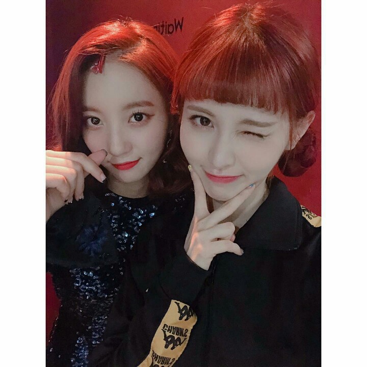 오늘자 오마이걸 비니&amp;다이아 예빈.jpg | 인스티즈