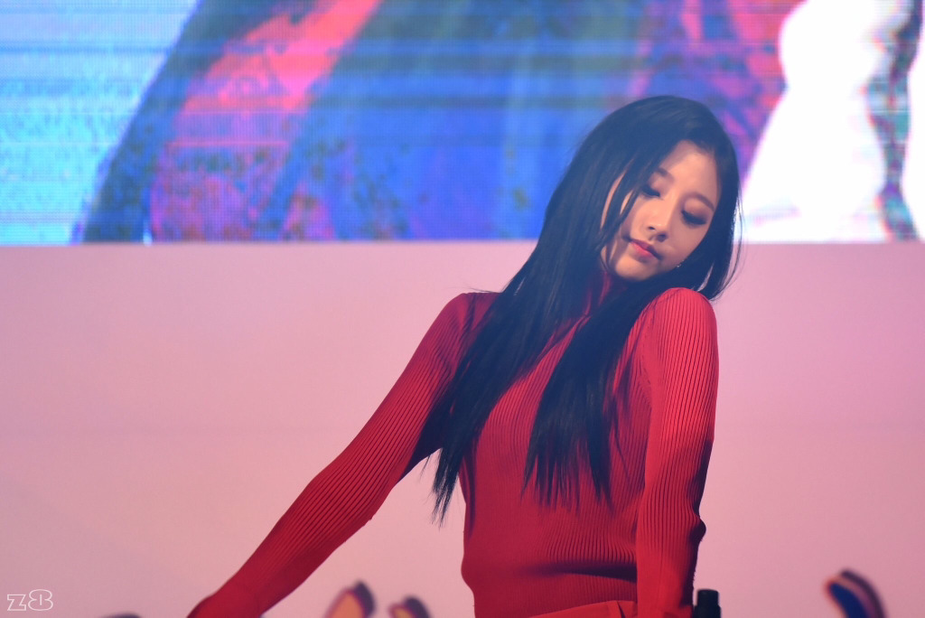 [러블리즈] 여사친에게 연락이와서 예인이 | 인스티즈