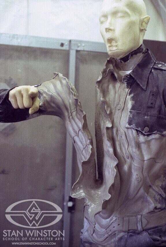 터미네이터2에서 CG가 아닌 아날로그 특수효과를 쓴 장면들 | 인스티즈