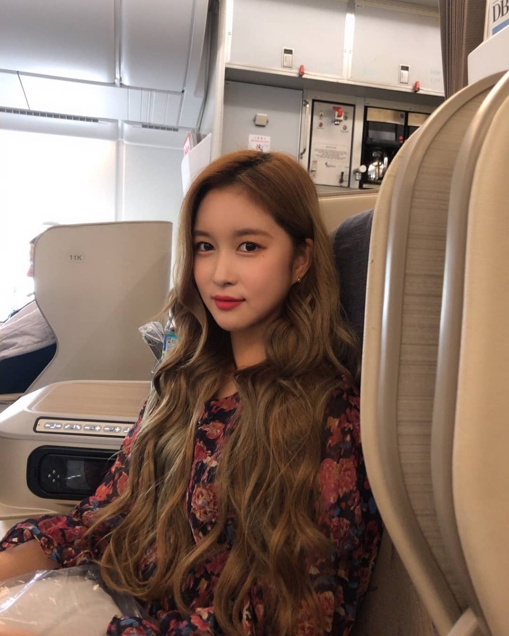 독일에 도착한 우주소녀.jpg | 인스티즈