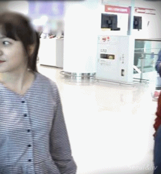 오후에 입국한 레드벨벳 gif | 인스티즈